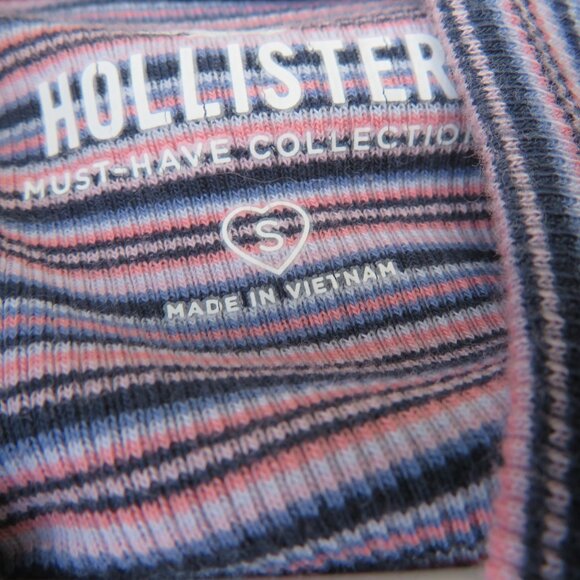 Hollister Fitted Rib Knit Striped Long Sleeve Mock Neck Shirt - Picture 6 of 9